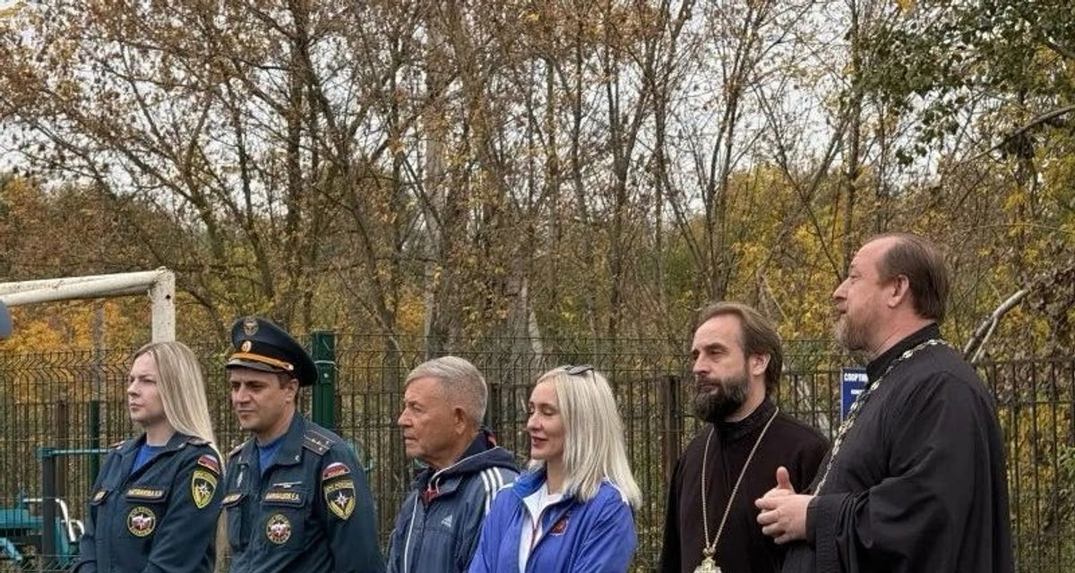 Священник с тремя знаками ГТО подал пример пожарным на фестивале физкультуры