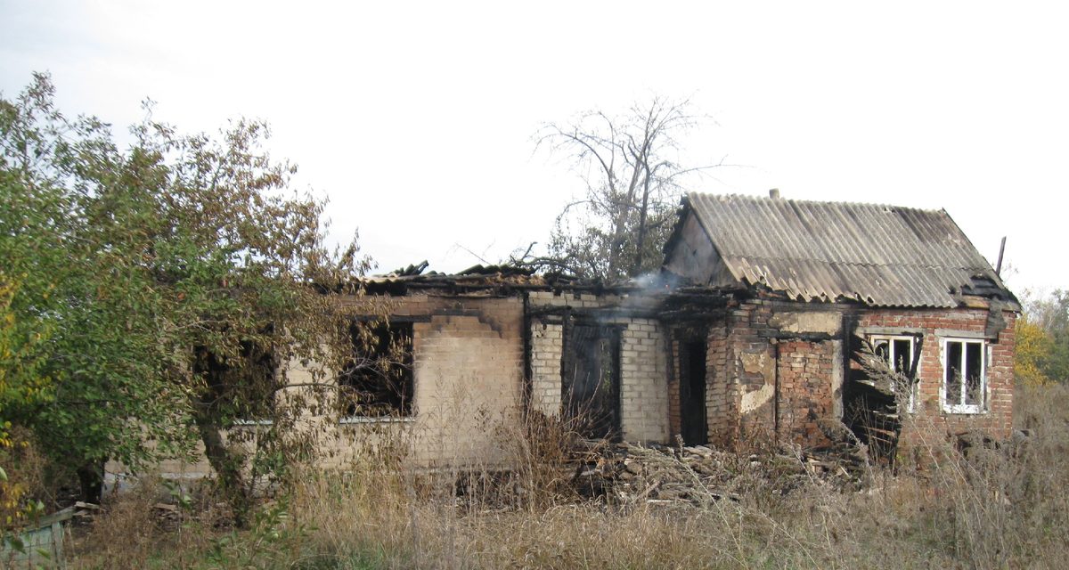 69-летний мужчина погиб при пожаре в частном доме — причиной могла стать неосторожность при курении